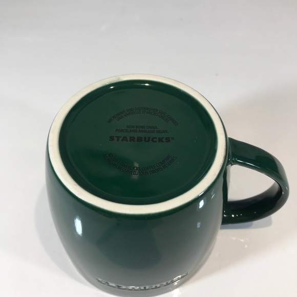 STARBUCKS Mistletoe Holly Leaf Berries Green Christmas 2011 Coffee Mug 16oz - Picture 3 of 4
